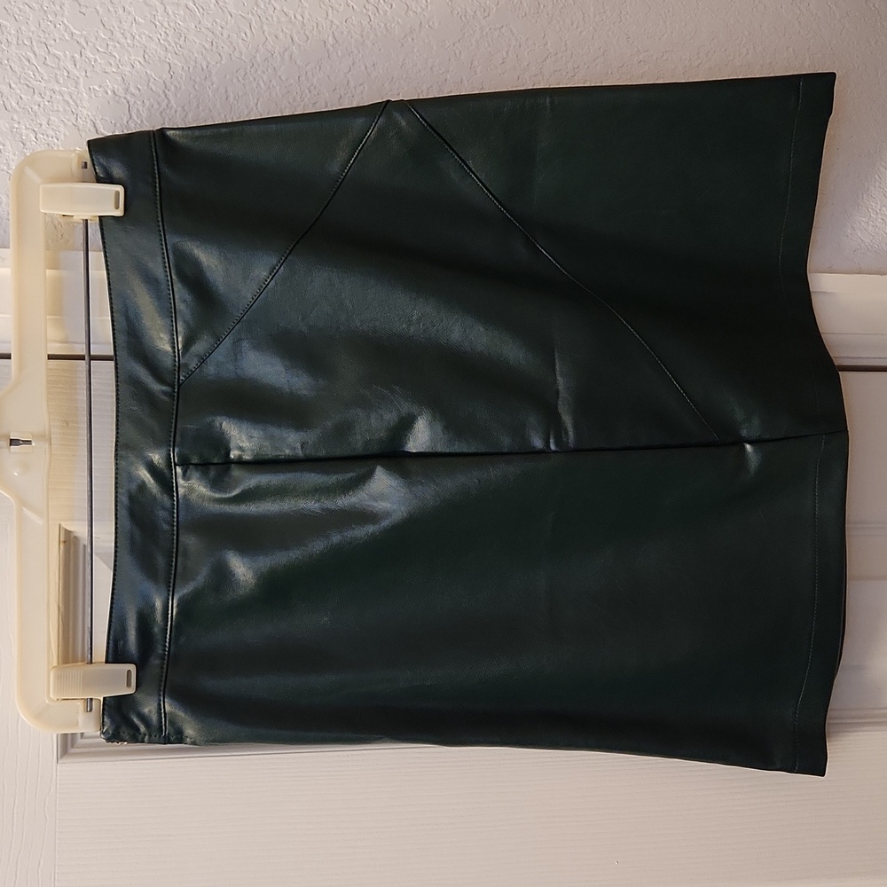 Women's Green Faux Leather Skirt - Picture 2 of 6